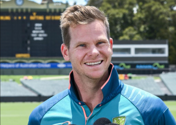 কেন নিজের জায়গায় ফিরতে চাইছেন স্মিথ