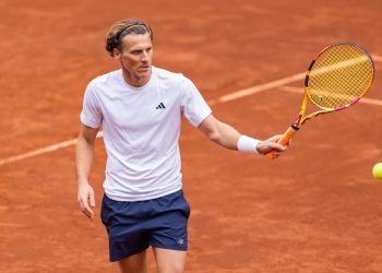 বিশ্বকাপের সোনার বল জয়ী ফোরলান এবার টেনিস দুনিয়ায়