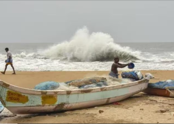  ধেয়ে আসছে ঘূর্ণিঝড় ‘ডানা’! কোথায় কোথায় দুর্যোগের আশঙ্কা