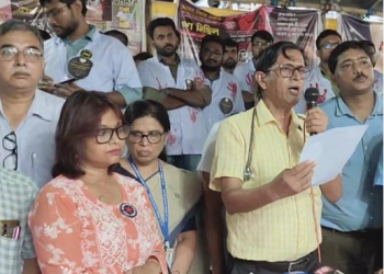 কলকাতা মেডিক্যালেও সিনিয়র ডাক্তারদের গণইস্তফা? 