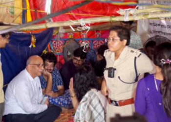 জুনিয়র ডাক্তারদের অনশন মঞ্চে মনোজ-নন্দিনী,  ফোনে কি বার্তা দিলেন মুখ্যমন্ত্রী?