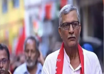 তন্ময় ভট্টাচার্যকে সাসপেন্ড করল দল