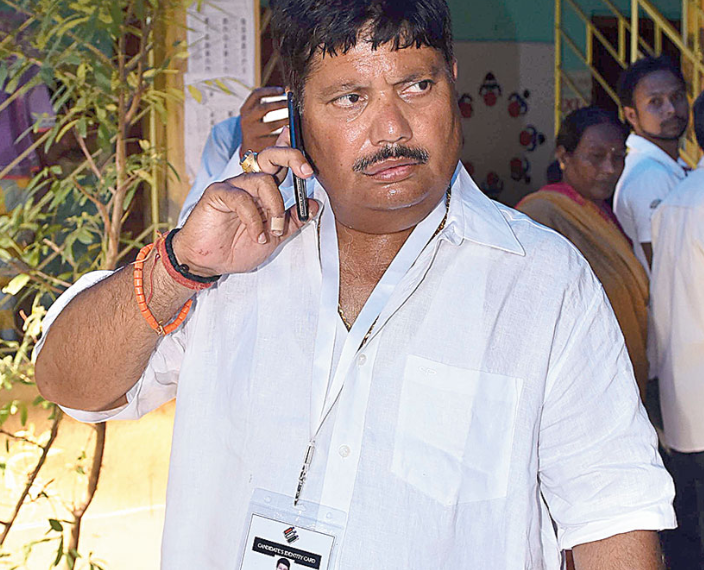 অর্জুনের বাড়িতে বোমা মামলায় প্রশ্নের মুখে রাজ্য