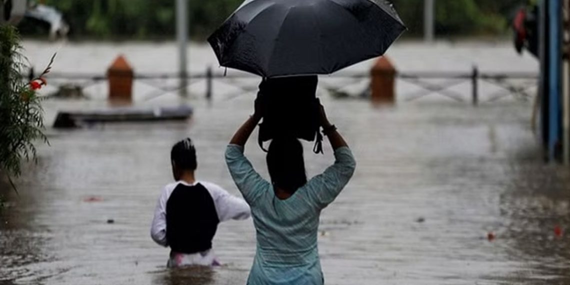 প্রবল বৃষ্টিতে বানভাসি নেপাল
