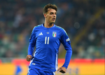 আন্তর্জাতিক মঞ্চে  মালদিনির পুত্র ,তিন প্রজন্ম একই দলে