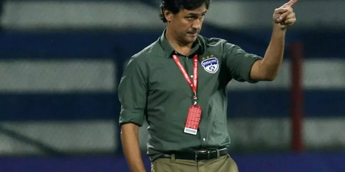 অস্কারের খোঁজে ও ইস্টবেঙ্গল