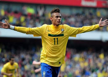 ফিরছেন ব্রাজিলের পোস্টার বয় নেইমার