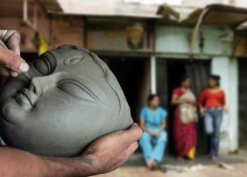 দুর্গামূর্তি গড়তে লাগে যৌনপল্লীর মাটি! রহস্যটা কি…