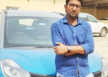 যোগী রাজ্যে সাংবাদিককে কুপিয়ে খুন