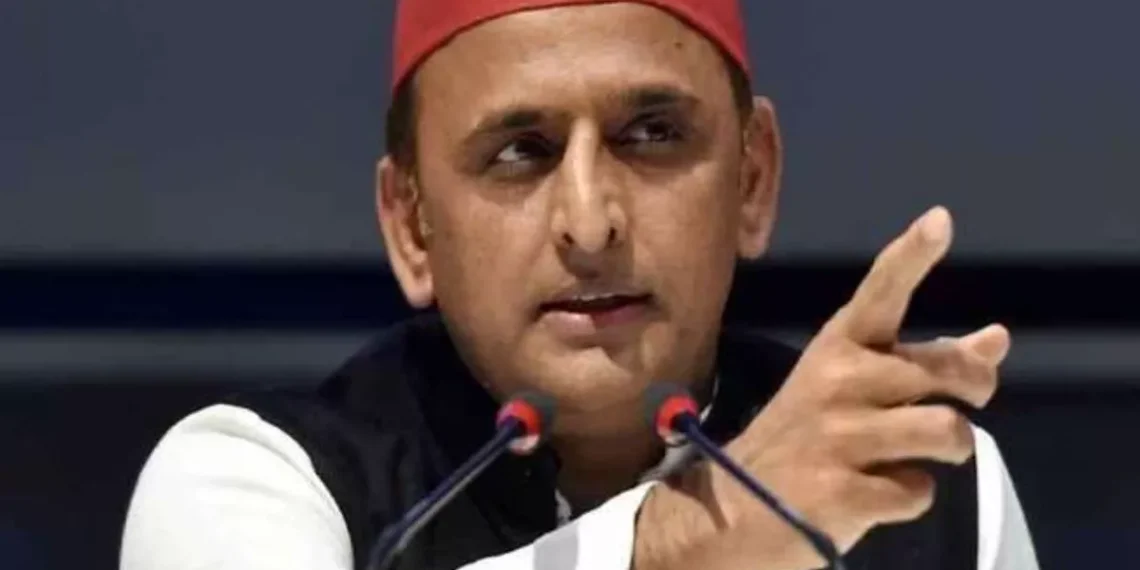 ঝাঁসি হাসপাতালের ঘটনায় কাকে দায়ী করলেন অখিলেশ?