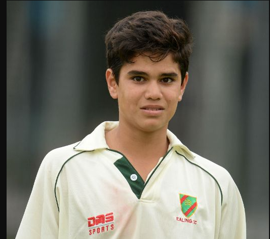 বাবার সম্পত্তি ১২৫০ কোটি, ছেলে আইপিএলে খেলে ৩০ লক্ষ টাকায়.