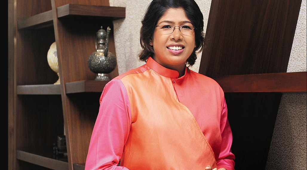 ইডেনে ঝুলনের নামে স্ট্যান্ড, সৌরভের সঙ্গে একাসনে ‘চাকদহ এক্সপ্রেস’।