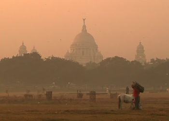 কালীপুজো কেটে গেলেও শীতের দেখা নেই রাজ্যে, কবে থেকে পরবে শীতের প্রভাব?