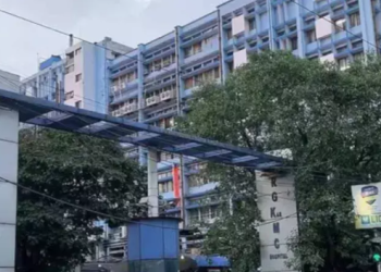 আরজি করে ভেঙে পড়লো ওটি’র ছাদ