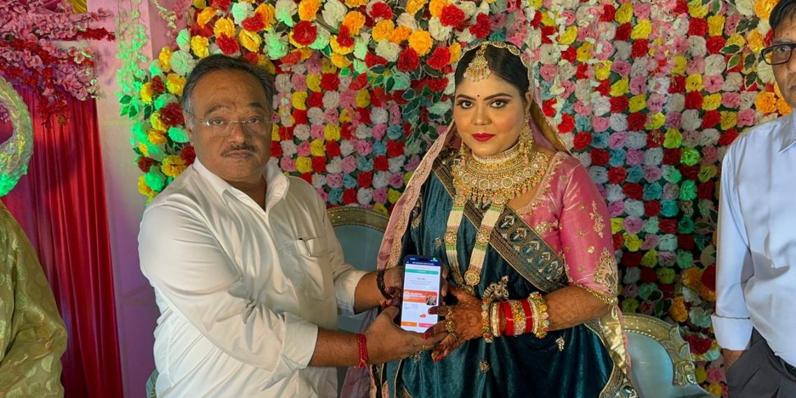 শমীক ভট্টাচার্যকে বিয়ের পরামর্শ কুণালের