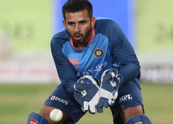 অবিশ্বাস্য ঐতিহাসিক রেকর্ড ৫৫০০% বেতন বৃদ্ধি এই ভারতীয়র