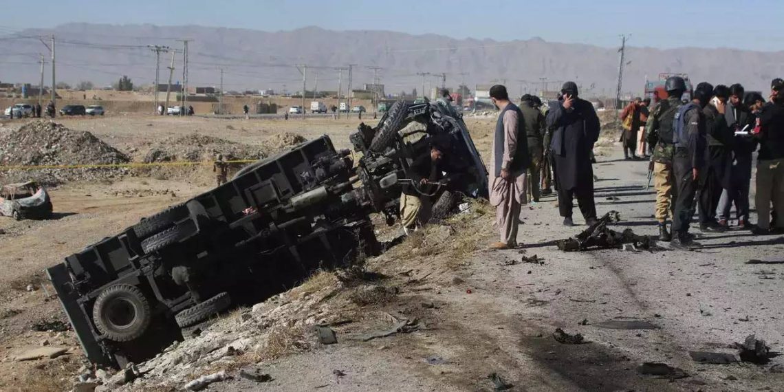 পাকিস্তানে হামলা তালিবানের, বাংলাদেশের আকাদের চাপ বাড়ল