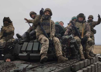 ভারত দেখাল নিজের শক্তি, শক্তিশালী ড্রোন পাঠাতেই মাথায় হাত ইউনূসের