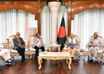 চরমে সেনাবিদ্রোহ!  ইউনূসের সব চক্রান্ত ফাঁস করবে সেনাপ্রধান  বসলেন বিএনপি’র সাথে বৈঠকে