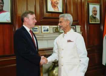 হাসিনাকে দেশে ফেরাতে সমর্থন আমেরিকার,  ভারতের সঙ্গে বৈঠকে বাইডেনের প্রতিনিধি, হাসিনার চালে কুপোকাত ইউনূস