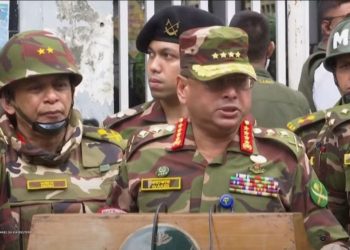 গুরুতর সিদ্ধান্ত নিতে যাচ্ছে সেনাপ্রধান! তোলপাড় ফেলে দিল বাংলাদেশের রাজনীতিতে, কি হবে ভবিষ্যত?