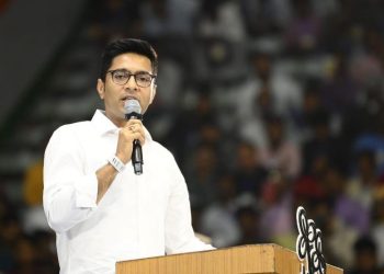আসন্ন নির্বাচন প্রসঙ্গে দলের কর্মীদের বিশেষ বার্তা যুবরাজের