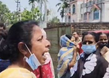 কারখানার বিষাক্ত গ্যাস লিক করে বিপত্তি