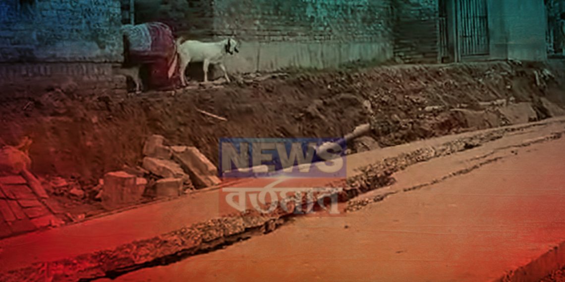 মুর্শিদাবাদে ভয়াবহ গঙ্গা ভাঙ্গন, আতঙ্কিত বাসিন্দারা