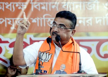 শুভেন্দুর এক সিদ্ধান্তেই ঝড় উঠেছে বঙ্গে! ১০ মে মধ্যে বঙ্গের রাজনীতিতে সুনামির লক্ষণ!