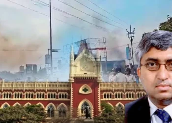 মা-মাটি-মানুষ আতঙ্কিত, ঘর ছাড়া হিন্দুরা, ফুর্তি করছে মাননীয়ার দল!