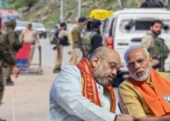 কাশ্মীরে ভয়াবহ জঙ্গিহানা, মৃত অন্তত ২৫! মোদি বললেন “ব্যবস্থা হবে”