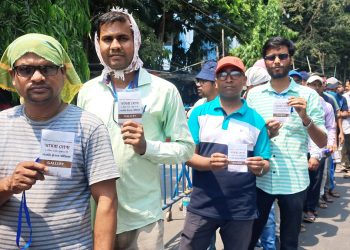 500 টাকার যোগ্য প্রার্থীর পাস নেতাজি ইন্ডরের পাসেও দুর্নীতি। দুর্নীতি বর্তমান শাসকদলের কি মূল মন্ত্র?