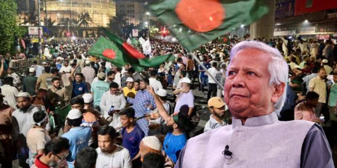 আবারও এক ভয়ংকর পরিবর্তনের ডাক বাংলাদেশে, ইউনূসকে সরাতে রাস্তায় আমজনতার মিছিল