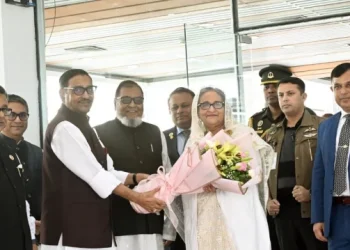 দেশে ফিরছেন শেখ হাসিনা বড় বার্তা আওয়ামী নেতৃত্বের বিচার হবে ইউনূস জমনার সমস্ত অন্যায়
