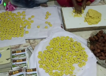 সোনার পাথরবাটি” মাননীয়ার প্রসাদ শিল্প!  দিঘার জগন্নাথের প্রসাদ প্রস্তুত হচ্ছে পাড়ায় পাড়ায়