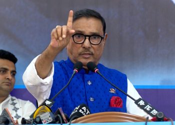 দীর্ঘ ১০ মাস পর প্রকাশ্যে ওবায়েদুল কাদের!  ইউনূসকে চ্যালেঞ্জ দিয়ে বলেলন.. “এই ধারা আমরা গুঁড়িয়ে দিব”