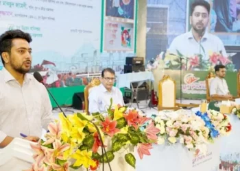 গত ৫ আগস্ট গণভবনে লক্ষ্যপূরণ, এবার লক্ষ্য সংসদ! নতুন “খেলোয়াড়” নাহিদের হুঙ্কার