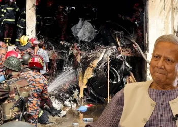 নিহতের সংখ্যা কত, সরকার লুকাচ্ছে কেন? বাংলাদেশ উত্তাল হতেই লাইনে এলেন ইউনূস