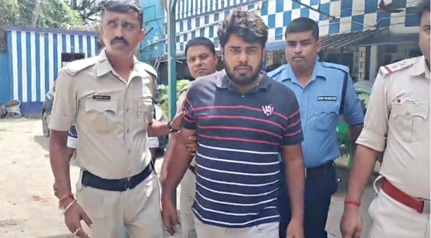 TMCP প্রতিষ্ঠা দিবসেই গ্রেফতার তৃণমূল ছাত্রনেতা!