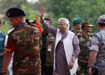 ইউনূস প্রশাসনের ভবিষ্যৎ কেন অনিশ্চিত?  আন্তর্জাতিক সংবাদমাধ্যমেও চলছে তুলোধোনা!