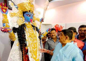 স্বমহিমায় ফিরেছে কেষ্ট কেষ্টর কালীও নকল থেকে আসল সোনায় ফিরলেন এবার ৬০০ ভরির বেশি!