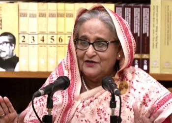 গণমাধ্যমে প্রথম সাক্ষাৎকার হাসিনার  ‘এক ঢিলে তিন পাখি’ মারলেন আওয়ামী নেত্রী!