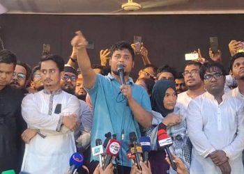 এনসিপি কী আওয়ামী লীগের সঙ্গে আঁতাত করতে চাইছে? হাসনাতের মন্তব্যে রহস্য