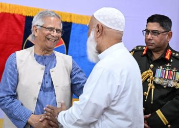 বাংলাদেশকে জামাতের হাতে তুলে দিতে চান ইউনূস?