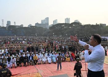আওয়ামী লীগ ছাড়া ভোট আত্মঘাতী সিদ্ধান্ত? তারেকের সাক্ষাৎকারে অন্য সূর!