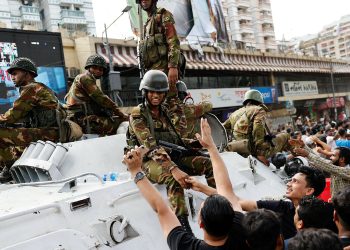 “খাইসে আর্মি আইসে”  ভোটের আগে বাংলাদেশে সক্রিয় নতুন সেনাবাহিনী!