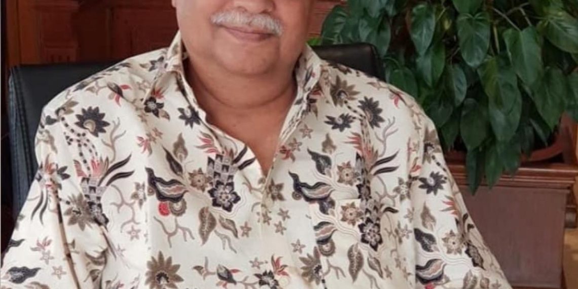 সাক্ষাৎকার দিয়েই ফেঁসেছেন! রাষ্ট্রপতির চাকরি হারাতে চলেছেন চুপ্পু?