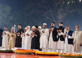 তারেককে চাপে ফেলে  সরকার চালাচ্ছে  জামায়াতের ইশারায়?