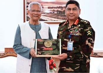 বিদায় সাক্ষাতে ওয়াকার-ইউনূস। চোখের জলে ভাসল যমুনা