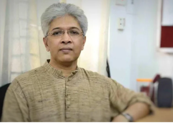 জুলাই স*ন্ত্রাসের দাদাগিরি ইউনূস-গং এর আরেক স*ন্ত্রাসী আদিলুর রহমান শুভ্র।